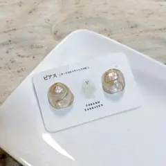 新品　未使用　淡水パール入り　ラメ入り　レジンピアス（ステンレス316L）