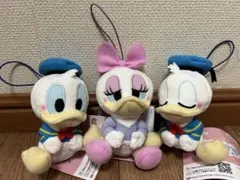 ディズニー　ミッキー&フレンズ　むにゃすやマスコット　ドナルド　デイジー