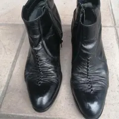 黒 レザー サイドゴアブーツ 中ヒール
