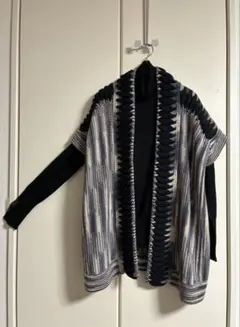 極美　MISSONI ミッソーニ 秋冬ベスト 白黒モダン　定価10万以上