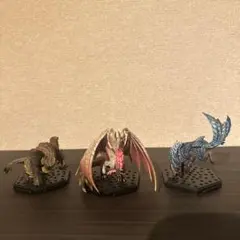 モンハンフィギュア　3体セット