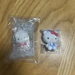 ふわふわフロッキーマスコット サンリオ キティ ポチャッコ キーホルダー