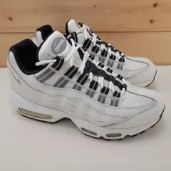2026年最新】nike air max 95 24.5の人気アイテム - メルカリ