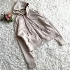 Item thumbnail for item ec4fabfe-5a5f-47b7-b9c7-29daaaeac5d9