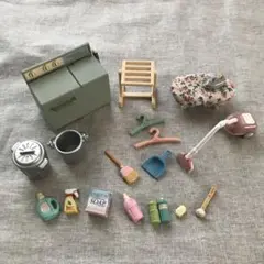 シルバニアファミリー 家事 お掃除 セット 洗濯機 アイロン 洗剤 掃除機 他