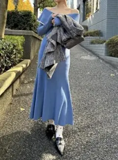 リリーブラウン　ビッグカラーニットワンピース