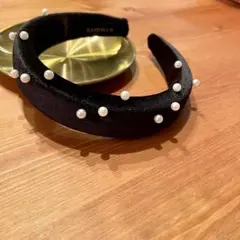 ❤️数量限定❤️ベルベット パールカチューシャ ヘアアクセサリー 韓国♡♢♤