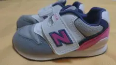 ニューバランス　スニーカー13.5㎝　 IZ996 カラーXG3(ピンク)