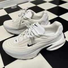 NIKE AIR ホワイト 24cm ループカット　新品未使用