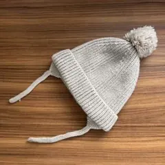 ZARA キッズ ベージュ ニット帽 ポンポン付き 耳あて付き