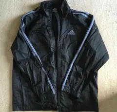 adidas ウインドブレーカー　140センチ