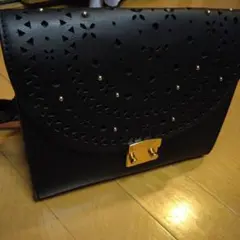 ショルダー　ショルダーバッグ カバン　鞄　ゴールド金具　合皮