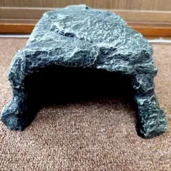 【新品未使用】スドー ロックシェルターSP Lサイズ 爬虫類・両生類・隠れ家のサムネイル