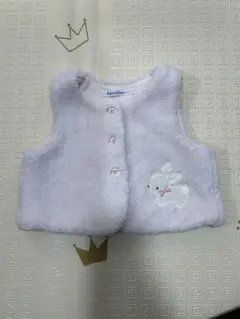 familiar ベビーベスト 白 ウサギ刺繍
