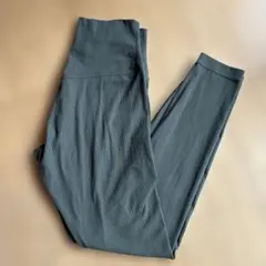 ルルレモン　Align Ribbed アライン リブ レギンス M グリーン