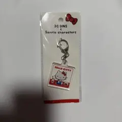 3coins サンリオ　キティ　キーホルダーのサムネイル