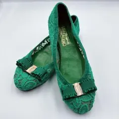 希少⭐️サルヴァトーレフェラガモ　パンプス　ヴァラリボン　レース　緑　38