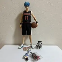 黒子のバスケ　フィギュア&ストラップ2点