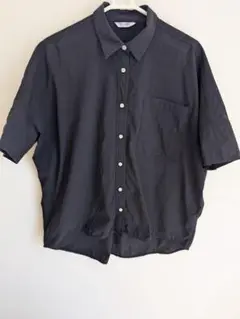 YONFA 黒ボックスシャツ