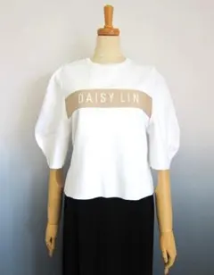 2026年最新】DAISYLIN FOR FOXEY ネック：クルーネック/Uネック