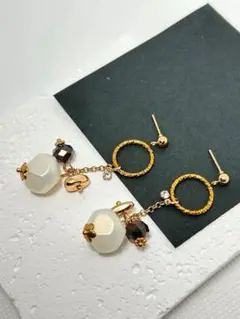 330アクセサリーピアス、イヤリング 2点100円引3点200円引き金属金具無料