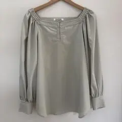 SNIDEL スクエアネック 長袖トップス