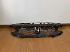 RAV4 50用 タンドラルック フロントグリル （ジャンク扱い） - メルカリ
