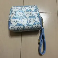 ちいかわ　ミニミニポーチぎゅぎゅっとハチワレ
