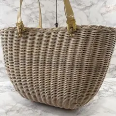 Item thumbnail for item eadbe342-e4e9-4813-9db4-a81cec428393