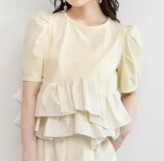 randa タフタフリルペプラムTシャツのサムネイル