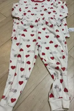 ユニクロ　リサラーソン　ハート　パジャマ 100cm