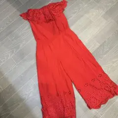 ダチュラ　赤色 刺繍オールインワン