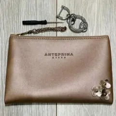 ANTEPRIMA ポーチ と キーチェーン