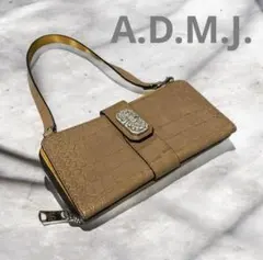 A.D.M.J. エーディーエムジェイ　お財布バッグ　スワロフスキー　クロコ型押のサムネイル