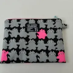 ふかふかフラットポーチ♡ネコポーチ♡ネオンカラー