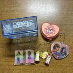 オシャレ魔女 ラブ＆ベリー プラスチック 小物入れ キーホルダー メモ ミラー