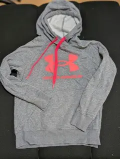UNDER ARMOUR パーカー グレー Mサイズのサムネイル