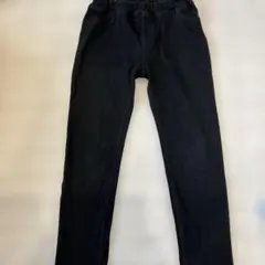 UNIQLOブラックロングパンツ 130サイズ