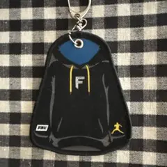日ハム　山崎福也　パーカー型　キーホルダー