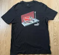 PUMA スニーカーグラフィック Tシャツ 黒