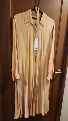 シャイニーレーヨン ロングシャツワンピース Mサイズ 22オレンジ