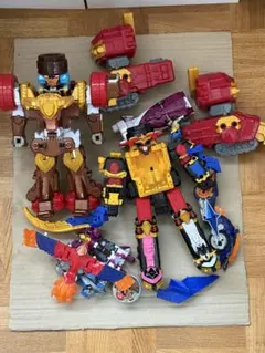 手裏剣戦隊ニンニンジャー　DXバイソンキング　シュリケンジン　オトモ　まとめ売り