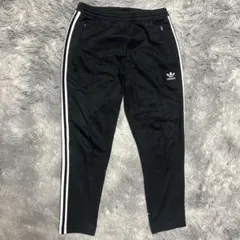 adidas original 黒3ストライプ　トラックパンツ