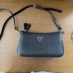 GUESS バッグのサムネイル