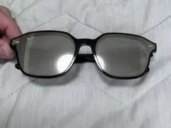 Ray-Ban RB 4310 ブラック サングラス
