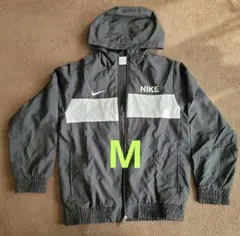 Nike ブラック ウィンドブレーカー M