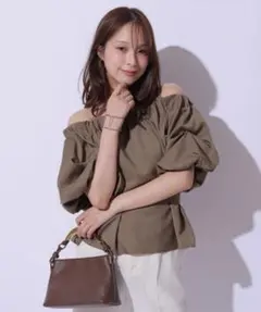 新品 オフショル タックギャザーブラウス MYSTRADA グレー - メルカリ