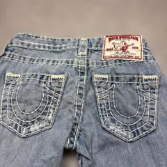 希少! TRUE RELIGION Joey Cut Off ショートパンツ - メルカリ