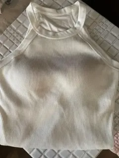 UNIQLOホルターネックブラトップ