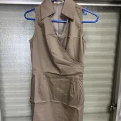 クランデュイユ　ノースリーブワンピース美品　サイズ38Mくらい　カシュクール風